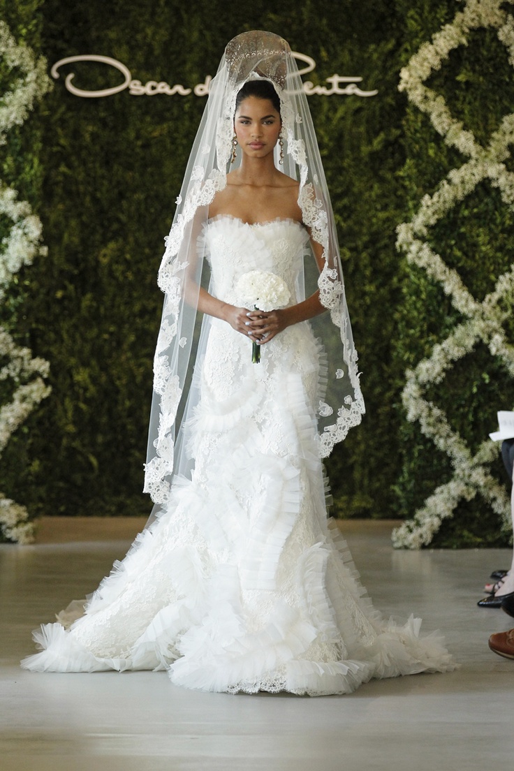 oscar de la renta veil